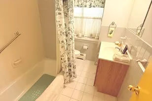 300 Lynn Shore Dr, Lynn, MA 01902 - Photo 9