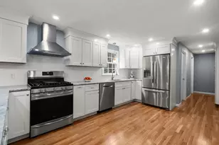 44 Laurel Dr, Hudson, MA 01749 - Photo 5