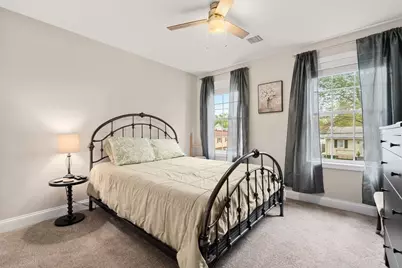 152 Ambrose St, Springfield, MA 01109 - Photo 25