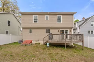 152 Ambrose St, Springfield, MA 01109 - Photo 35