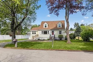 34 Andover St, Wilmington, MA 01887 - Photo 5