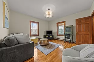 27 Park St, Woburn, MA 01801 - Photo 7