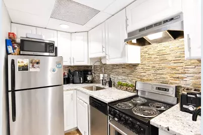 464 Commonwealth Avenue #33, Boston, MA 02215 - Photo 5
