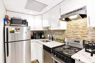464 Commonwealth Ave, Boston, MA 02215 - Photo 5