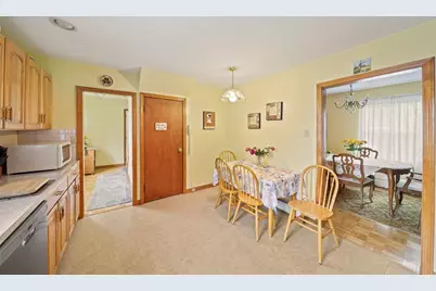 25 Fairmount Ave, Braintree, MA 02184 - Photo 5