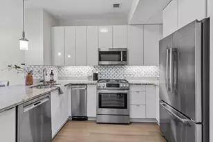 121 Portland St, Boston, MA 02114 - Photo 1