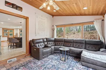 8 Searle St, Georgetown, MA 01833 - Photo 13