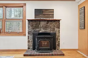 8 Searle St, Georgetown, MA 01833 - Photo 11