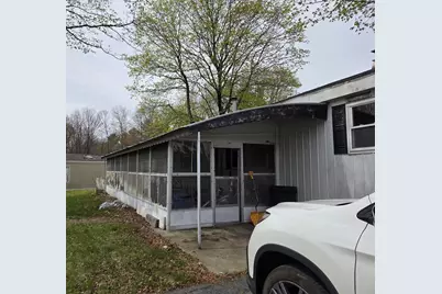 1237 Central Street #7, Leominster, MA 01453 - Photo 3