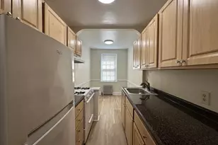 24 Concord Ave, Cambridge, MA 02138 - Photo 9