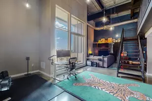 950 Broadway, Chelsea, MA 02150 - Photo 3