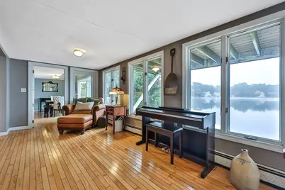 371 & 377 Franklin St, Wrentham, MA 02093 - Photo 13