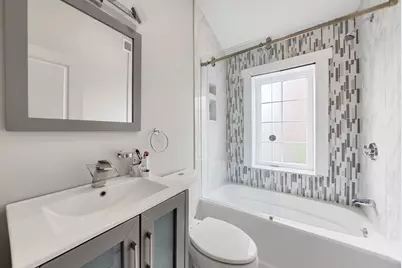 209 Green #2, Cambridge, MA 02139 - Photo 21