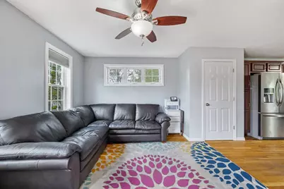 4 Ell Rd, Holbrook, MA 02343 - Photo 7