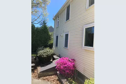 71 Fessenden St, Newton, MA 02460 - Photo 21