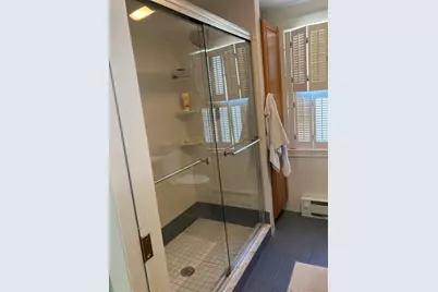 71 Fessenden St, Newton, MA 02460 - Photo 11