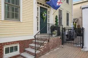 127 High St, Boston, MA 02129 - Photo 1