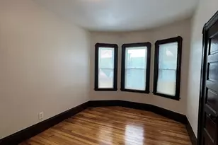 345 Earle St, New Bedford, MA 02746 - Photo 7