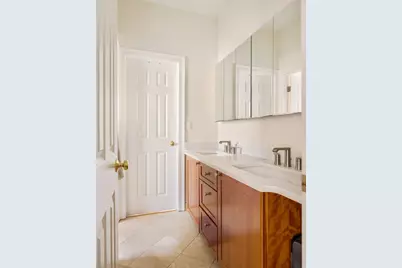 52 Plymouth St #1, Cambridge, MA 02141 - Photo 13