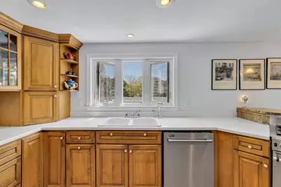 273 Bishops Terrace, Barnstable, MA 02601 - Photo 5