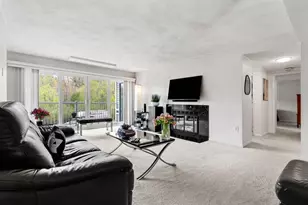 1100 Salem, Lynnfield, MA 01940 - Photo 11