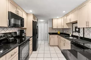 1100 Salem, Lynnfield, MA 01940 - Photo 5