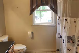 33 Guerin St, Chicopee, MA 01020 - Photo 23