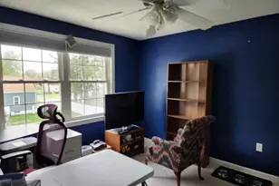 33 Guerin St, Chicopee, MA 01020 - Photo 25