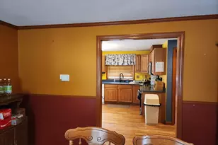 33 Guerin St, Chicopee, MA 01020 - Photo 13