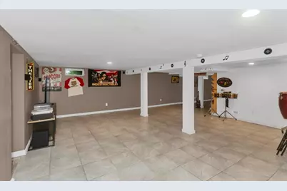 10 Laroche St, Ludlow, MA 01056 - Photo 21