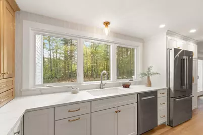 35 Grey Lane, Lynnfield, MA 01940 - Photo 9