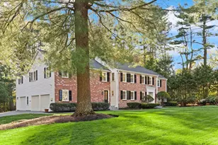 35 Grey Ln, Lynnfield, MA 01940 - Photo 3