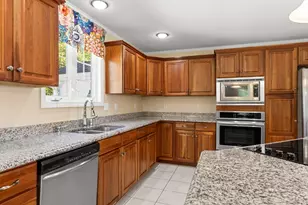 1507 E Mountain Rd, Westfield, MA 01085 - Photo 5
