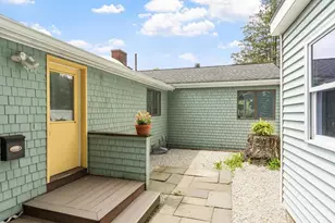15 Minuteman Ln, Lexington, MA 02421 - Photo 33