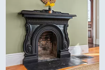 226 Wood St, Hopkinton, MA 01748 - Photo 5