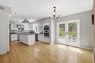 10 Hawk Ridge Rd, Andover, MA 01810 - Photo 9