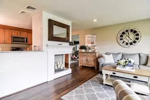 15 Fenway Dr, Framingham, MA 01701 - Photo 5