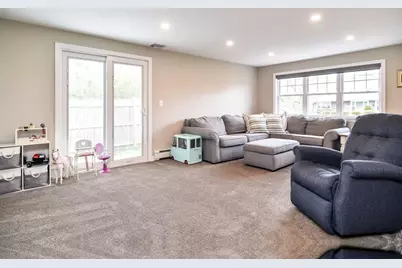 15 Fenway Drive, Framingham, MA 01701 - Photo 9