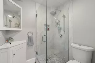 209 Green St, Cambridge, MA 02139 - Photo 17