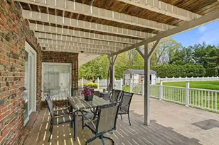 39 Forest St, Saugus, MA 01906 - Photo 33