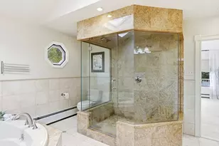 39 Forest St, Saugus, MA 01904 - Photo 23