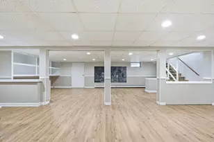 39 Forest St, Saugus, MA 01904 - Photo 27