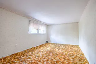 25 Windward Rd, Lowell, MA 01852 - Photo 19