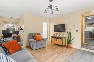 102 Park St, Hudson, MA 01749 - Photo 9