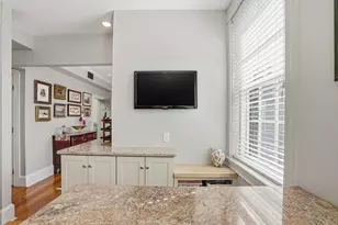 77A Revere St, Boston, MA 02114 - Photo 13