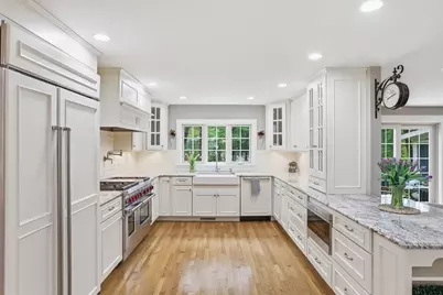 46 Hayden Lane, Bedford, MA 01730 - Photo 5
