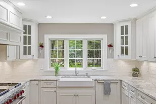 46 Hayden Ln, Bedford, MA 01730 - Photo 3