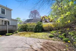 45 Edgemere Rd, Boston, MA 02132 - Photo 7