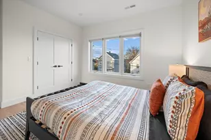 21 Bolton St, Waltham, MA 02453 - Photo 11
