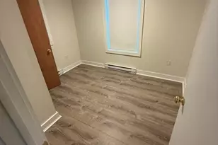 24 Child St, Portsmouth, RI 02871 - Photo 5